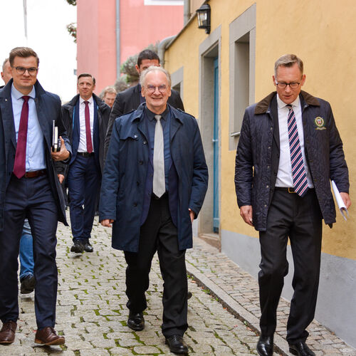 2024-10-30 - Besuch Ministerpräsident Sachsen-Anhalt + Rundgang Innenstadt - Web-7